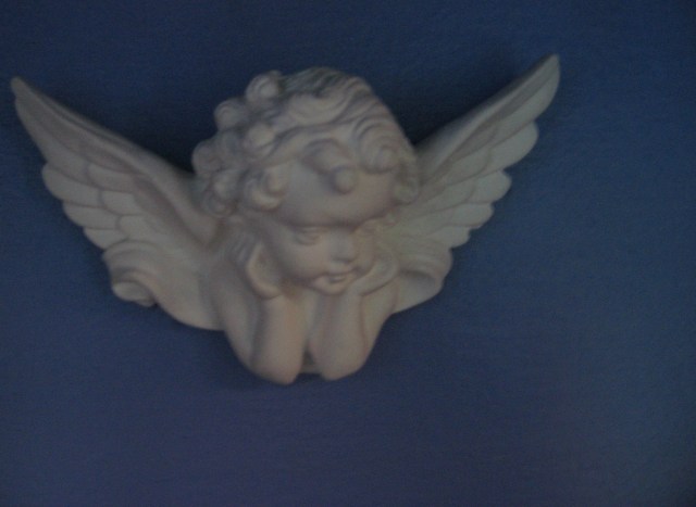 Contemplative Cherub © Catherine Rutgers 2013